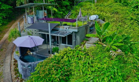 Earthship Daintree - Kalgoorlie Accommodation 3