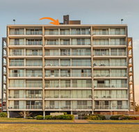 Ebbtide 38 - On The Beach - Kalgoorlie Accommodation