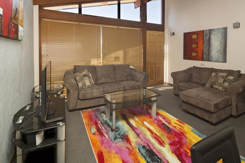 Eliza Lee 3 - Comfortable For The Budget Savvy - Kalgoorlie Accommodation 2