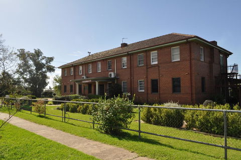 Elm And Wren Guesthouse - Kalgoorlie Accommodation 0