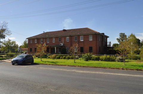 Elm And Wren Guesthouse - Kalgoorlie Accommodation 1
