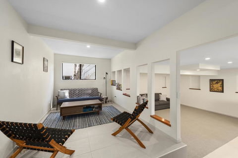 Emerald Seas Beach House - Kalgoorlie Accommodation 3