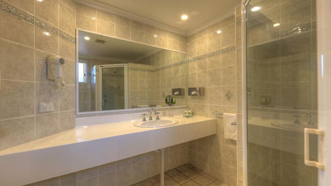 Endeavour Court Motor Inn - Kalgoorlie Accommodation 3