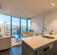 EQ Tower Luxury 2 Bedroom Skyline CBD Apartment - Kalgoorlie Accommodation