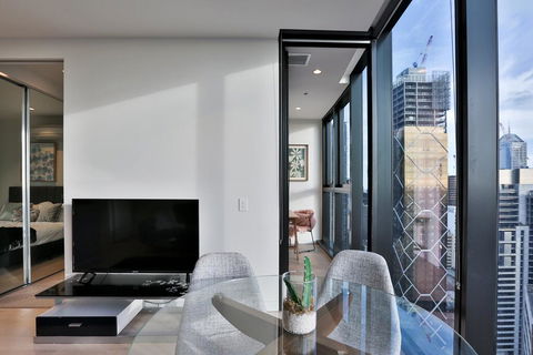 EQ TOWER Melbourne CBD APT - Kalgoorlie Accommodation 0