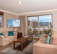 Erulisse-Spacious townhouse with magical lake views - Kalgoorlie Accommodation