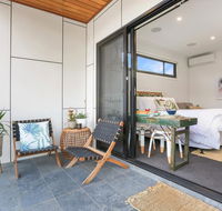 Eternity 141 - Room with private bathroom balcony bed  breakfast - Kalgoorlie Accommodation