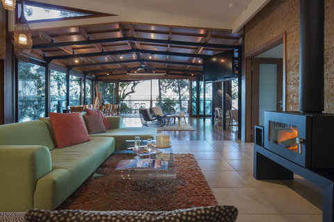 Eumarella Shores Noosa Lake Retreat - Kalgoorlie Accommodation 1