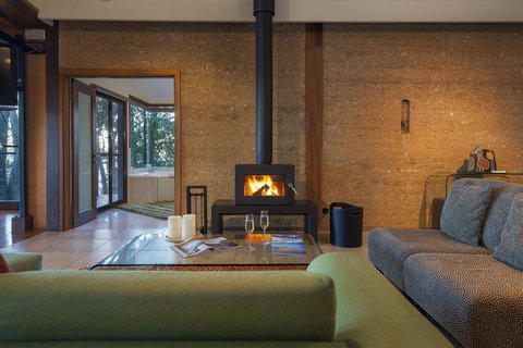 Eumarella Shores Noosa Lake Retreat - Kalgoorlie Accommodation 0