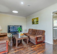 Exclusive Handy Holiday House - Kalgoorlie Accommodation
