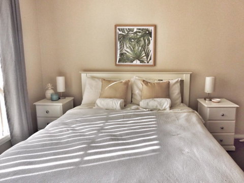 Family Shores - Kalgoorlie Accommodation 0