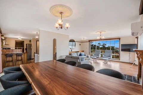 FAMILY With Children Of All Ages - Water/Bridge View - Kalgoorlie Accommodation 2