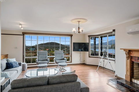 FAMILY With Children Of All Ages - Water/Bridge View - Kalgoorlie Accommodation 3