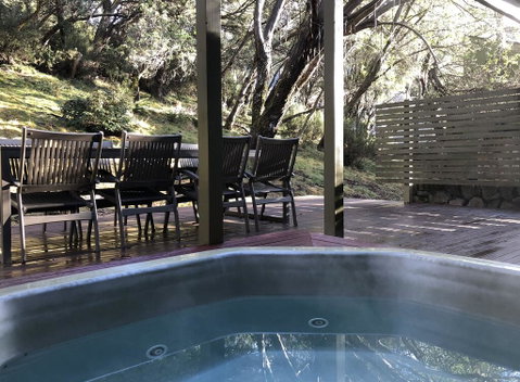Fire Dreaming - Kalgoorlie Accommodation 1