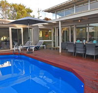 FLORENCE HOUSE Sundrenched Luxury with Pool  Deck - Kalgoorlie Accommodation