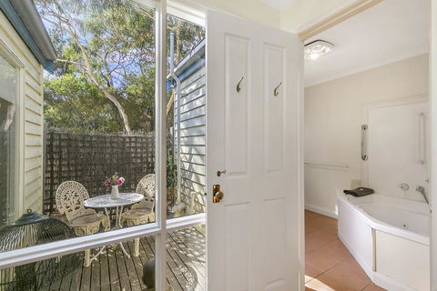 Freshwater Creek Cottages & Farm Stay - Kalgoorlie Accommodation 3
