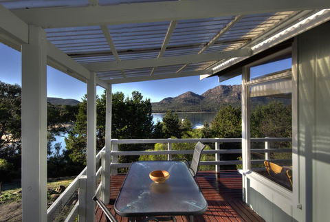 Freycinet Beachfront Retreat - Kalgoorlie Accommodation 1