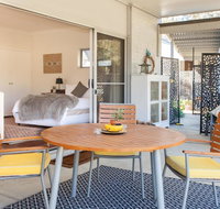 Gartelmann Studio  Gartelmanns Wines walk to The Deck Cafe  Wine tasting - Kalgoorlie Accommodation