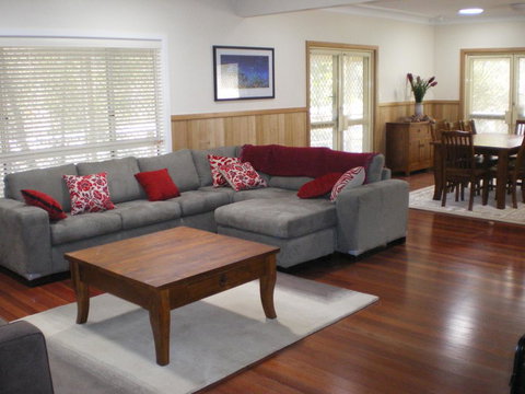 Gibraltar House - Kalgoorlie Accommodation 0