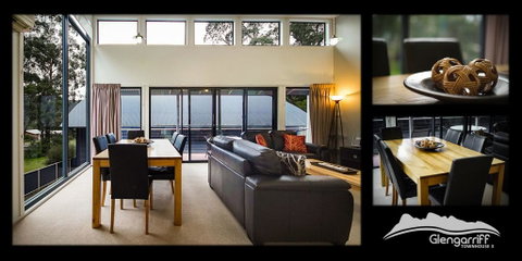 Glengarriff Townhouse 3 - Kalgoorlie Accommodation 0