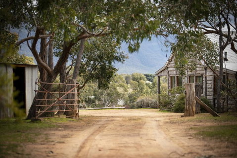 Grampians Pioneer Cottages - Kalgoorlie Accommodation 2