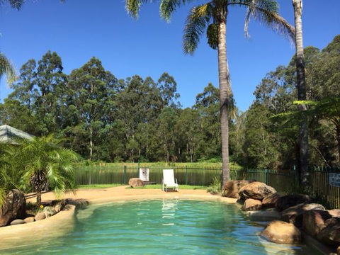 Grand View Holiday Home - Kalgoorlie Accommodation 3