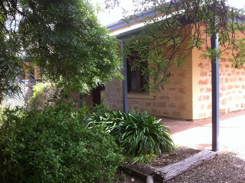 Granmas Cottage - Kalgoorlie Accommodation 0