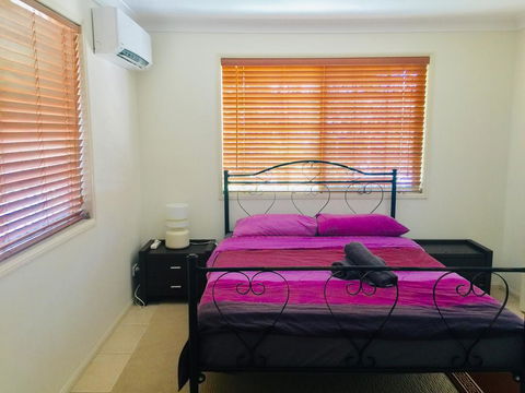 Granny Flat - Kalgoorlie Accommodation 0