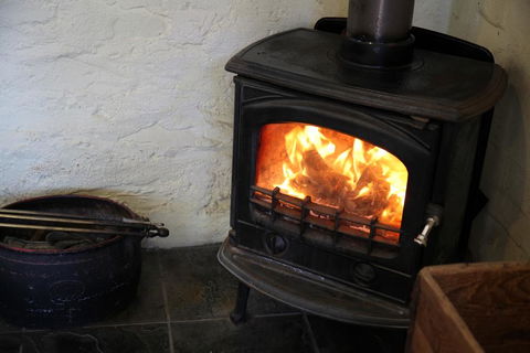 Griffiths Cottage - Kalgoorlie Accommodation 3