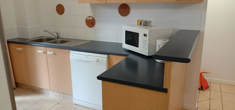 Ground Floor Family Apartment At Family Resort - Kalgoorlie Accommodation 2