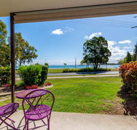 Ground Floor with water views and pool - Kalgoorlie Accommodation