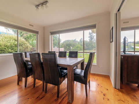 HAKUNA MATATA (No Worries) - Kalgoorlie Accommodation 2