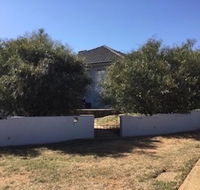 Hendersons Houses - Kalgoorlie Accommodation