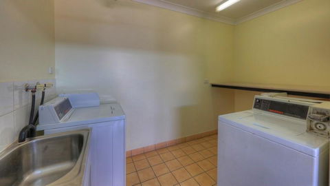 Heritage Lodge Motel - Kalgoorlie Accommodation 1