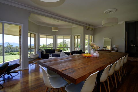 Hideaway - Pacific Palms - Kalgoorlie Accommodation 0