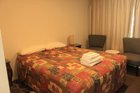 High Country Motel - Kalgoorlie Accommodation 3