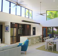 Hilltop Views - Cannonvale - Kalgoorlie Accommodation