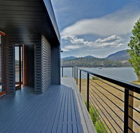 Hobart Waterfront Luxury Retreat - Kalgoorlie Accommodation