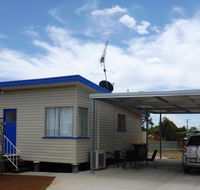 Holiday House Clermont - Kalgoorlie Accommodation