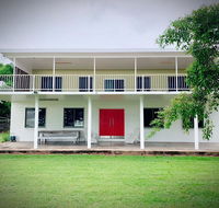 Holiday Rental - Huge House With Beach Views - Kalgoorlie Accommodation