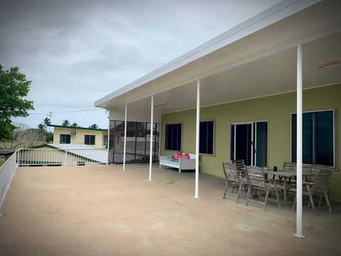 Holiday Rental - Huge House With Beach Views - Kalgoorlie Accommodation 2