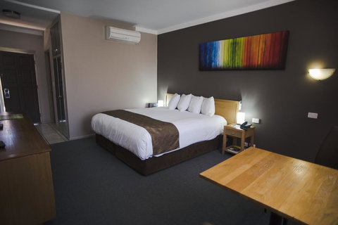 Hospitality Kalgoorlie, SureStay By Best Western - Kalgoorlie Accommodation 1