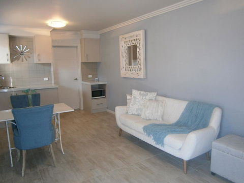 Kindred Studio Apartments - Kalgoorlie Accommodation 0