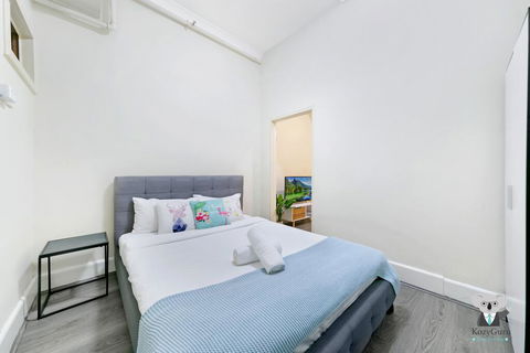 KOZYGURU Kings Cross SKY GARDEN Studio CBD - Kalgoorlie Accommodation 1