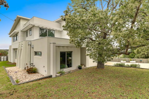 Kurrajong - Kalgoorlie Accommodation 1