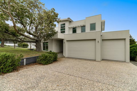 Kurrajong - Kalgoorlie Accommodation 0