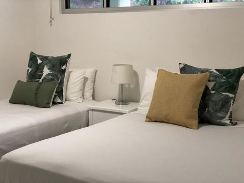 Lagoon 202 - Kalgoorlie Accommodation 2