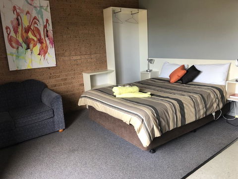 Lake Talbot Tourist Park - Kalgoorlie Accommodation 0