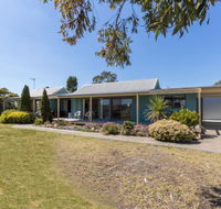 Lakeview - Waterviews on Newlands Arm - Kalgoorlie Accommodation