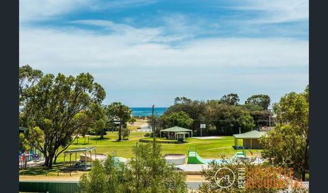 Lancelin Home With Beach And Park Views - Kalgoorlie Accommodation 0